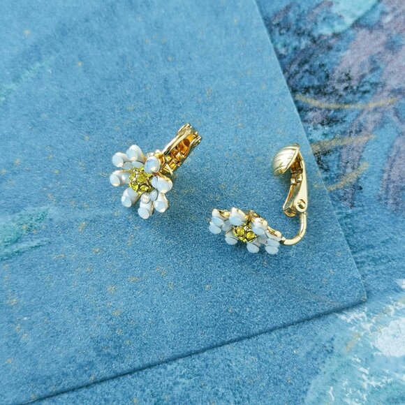 Kate Spade Dazzling Daisy Gold Ear Clip Earrings - Picture 2 of 3